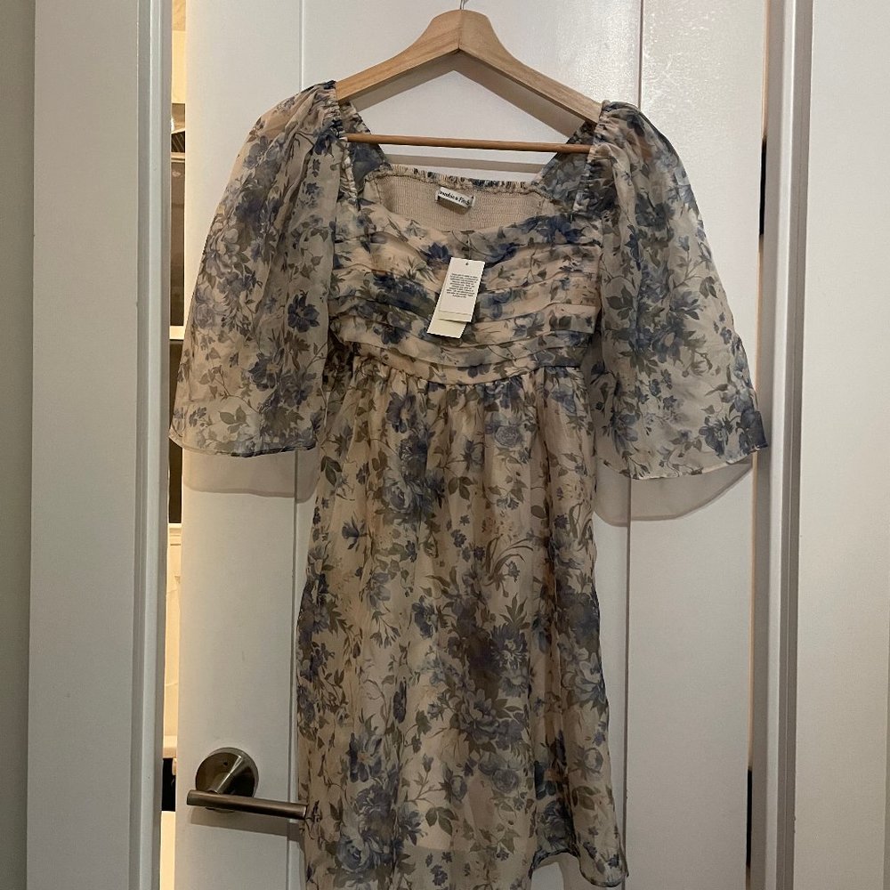 Abercrombie & Fitch - Emerson Angel Sleeve Mini Dress, Cream Floral, Small